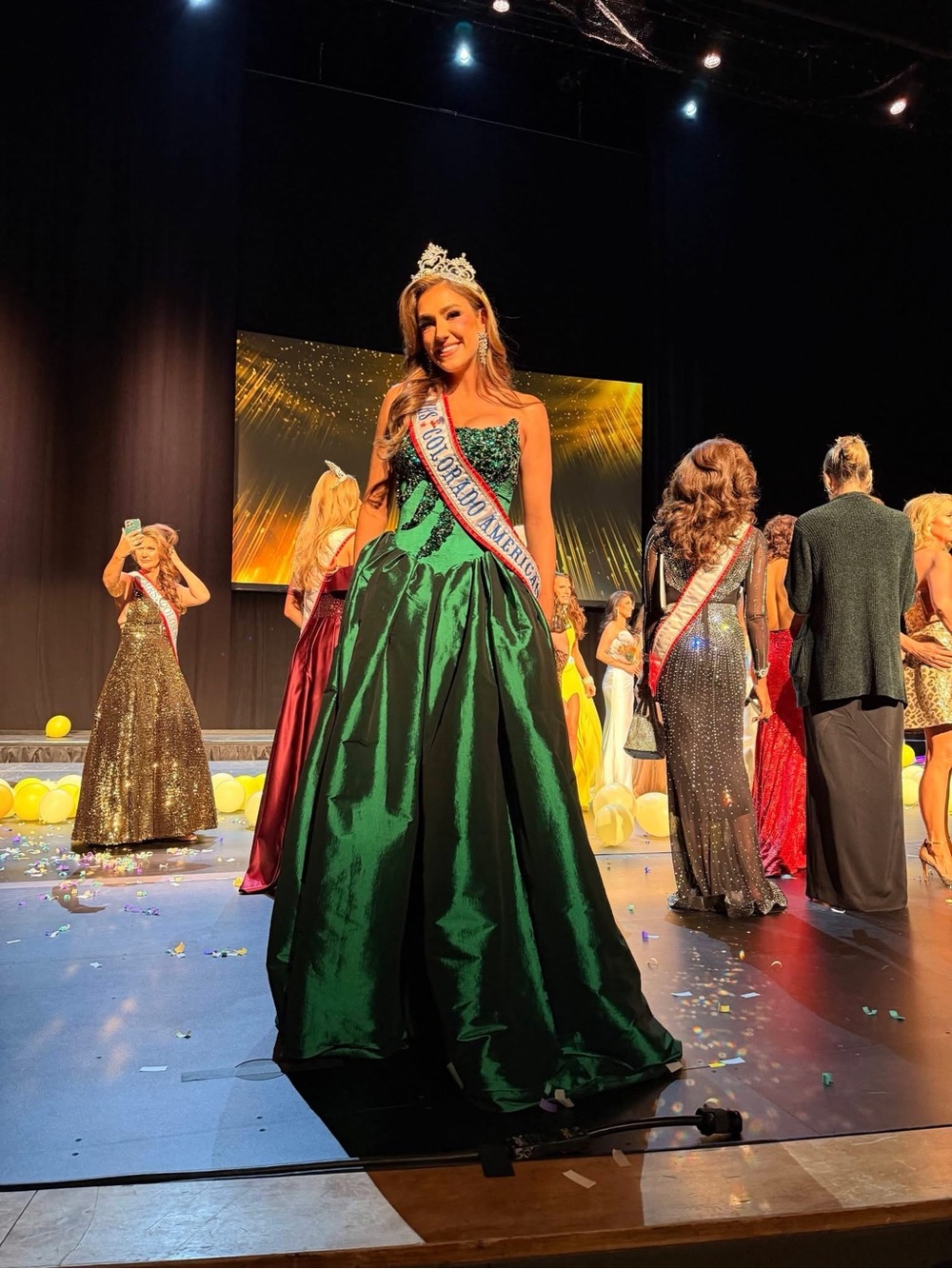 Emerald Green Strapless Ball Gown Prom Dress